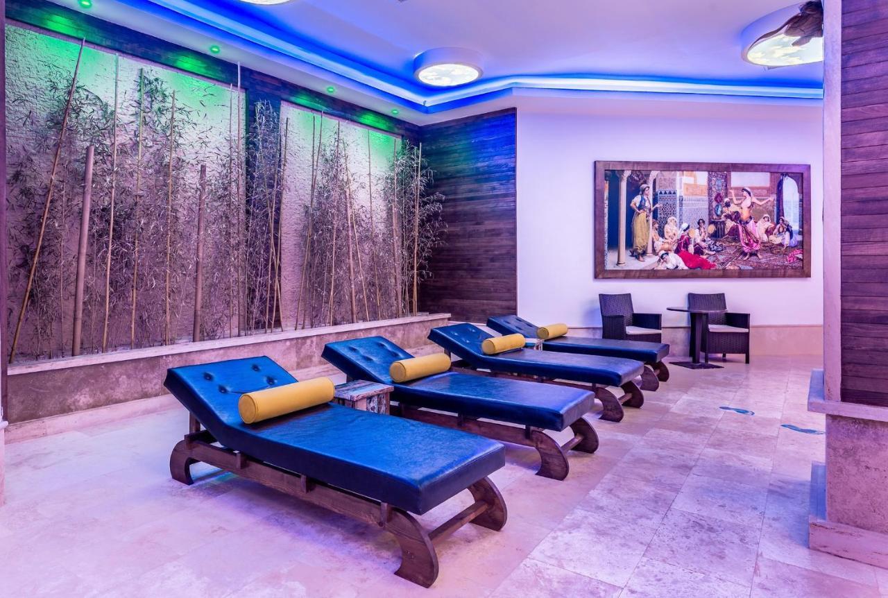 Vuni Palace Luxury Resort & Beach & Casino Kyrenia  Exterior foto